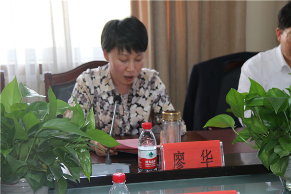 艺风采展演青岛科技大学美育实践基地揭牌仪式在枣庄十八中成功举行